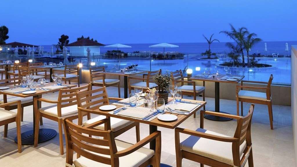 מלון הרויאל אפולוניה, קפריסין